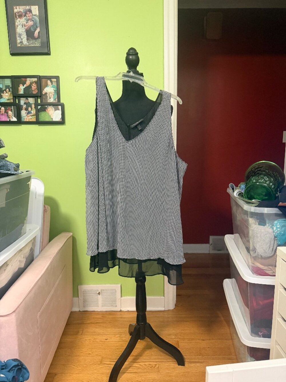 Lane Bryant Size 26 Houndstooth  Print with Black Lining
